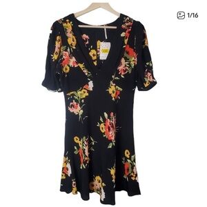 Free People Dress Neon Garden Size 8 Mini Black Floral V-neck Whimsigoth Boho